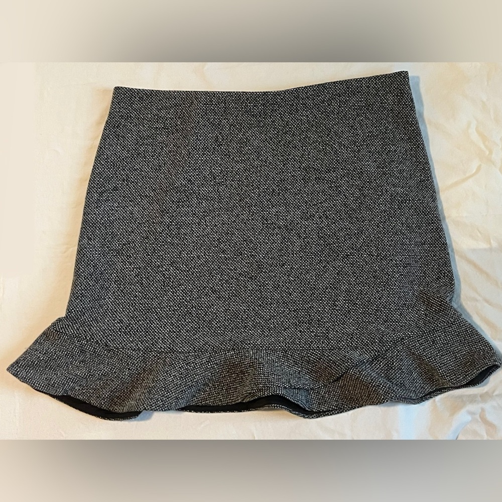 Loft Ruffle Skirt
